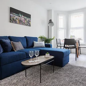  Holiday home Townhouse In United Kingdom